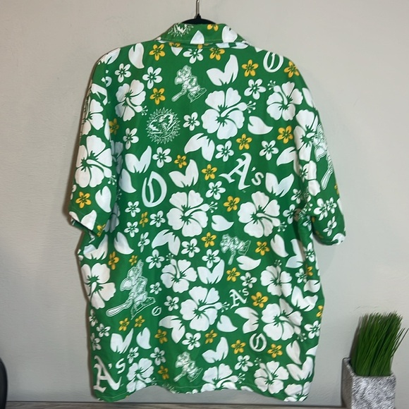 Oakland Athletics A’s Hawaiian Shirt Aloha Stadium Giveaway XL - Picture 4 of 4